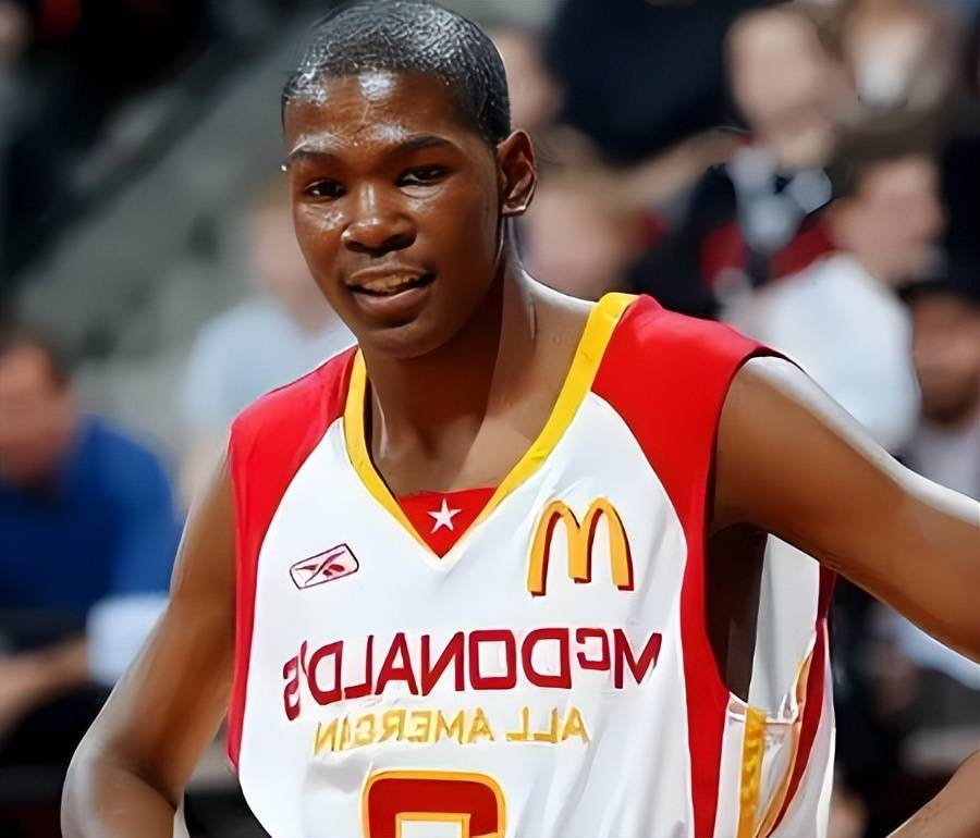 开云世界杯2026-雷霆翻盘勇士，杜兰特高光表现